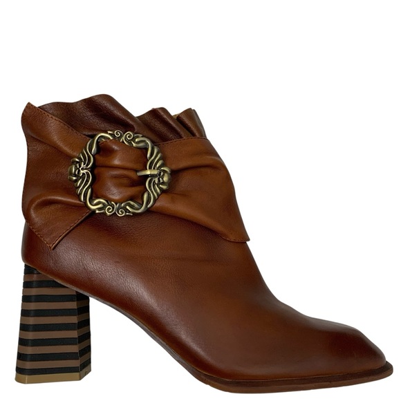 Spring Step Lartiste Milagros Block Heel Buckled Leather Bootie Size: eur(40) 9 - Picture 1 of 6